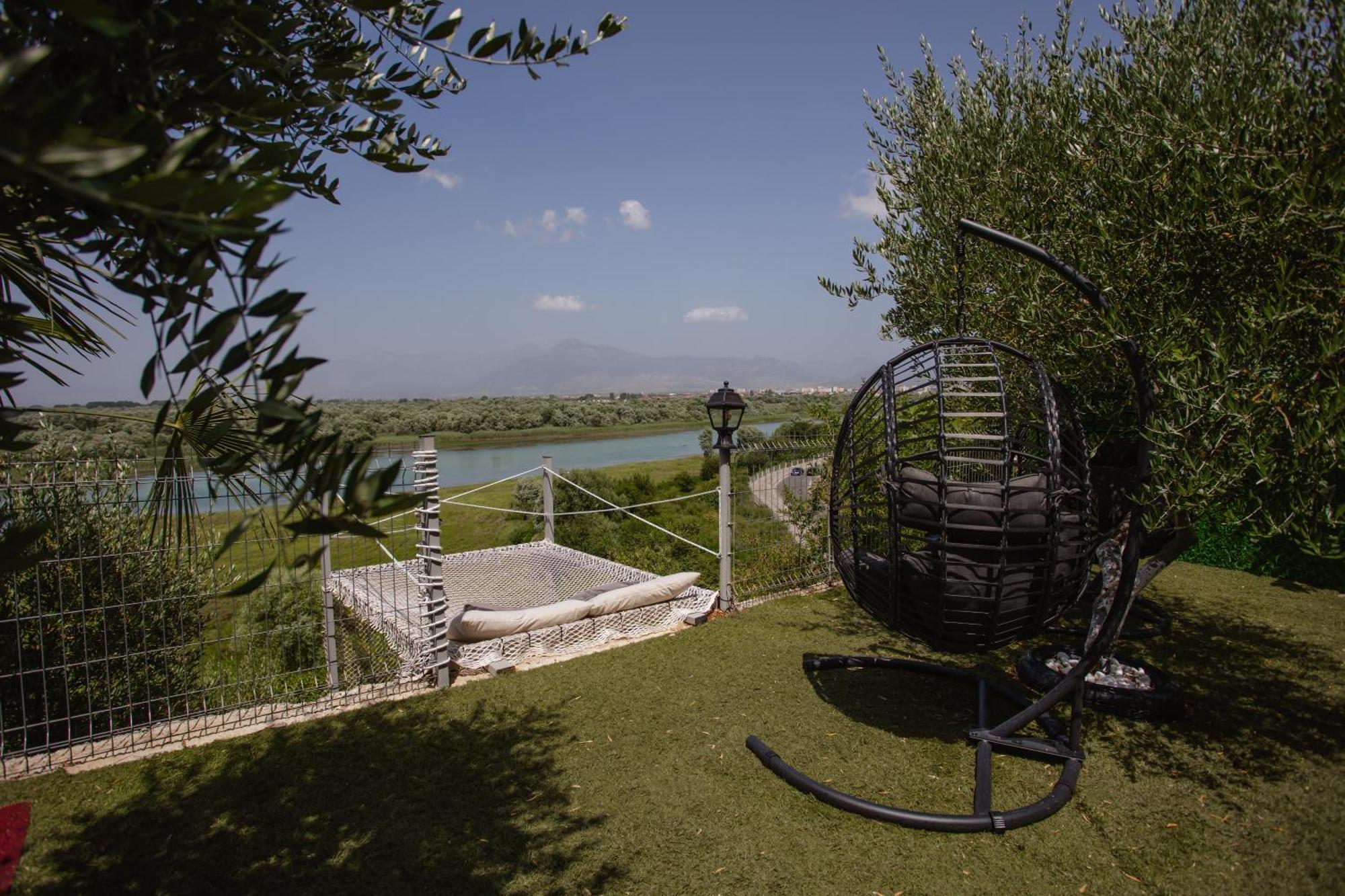 446 Tiny House Shiroke Villa ภายนอก รูปภาพ