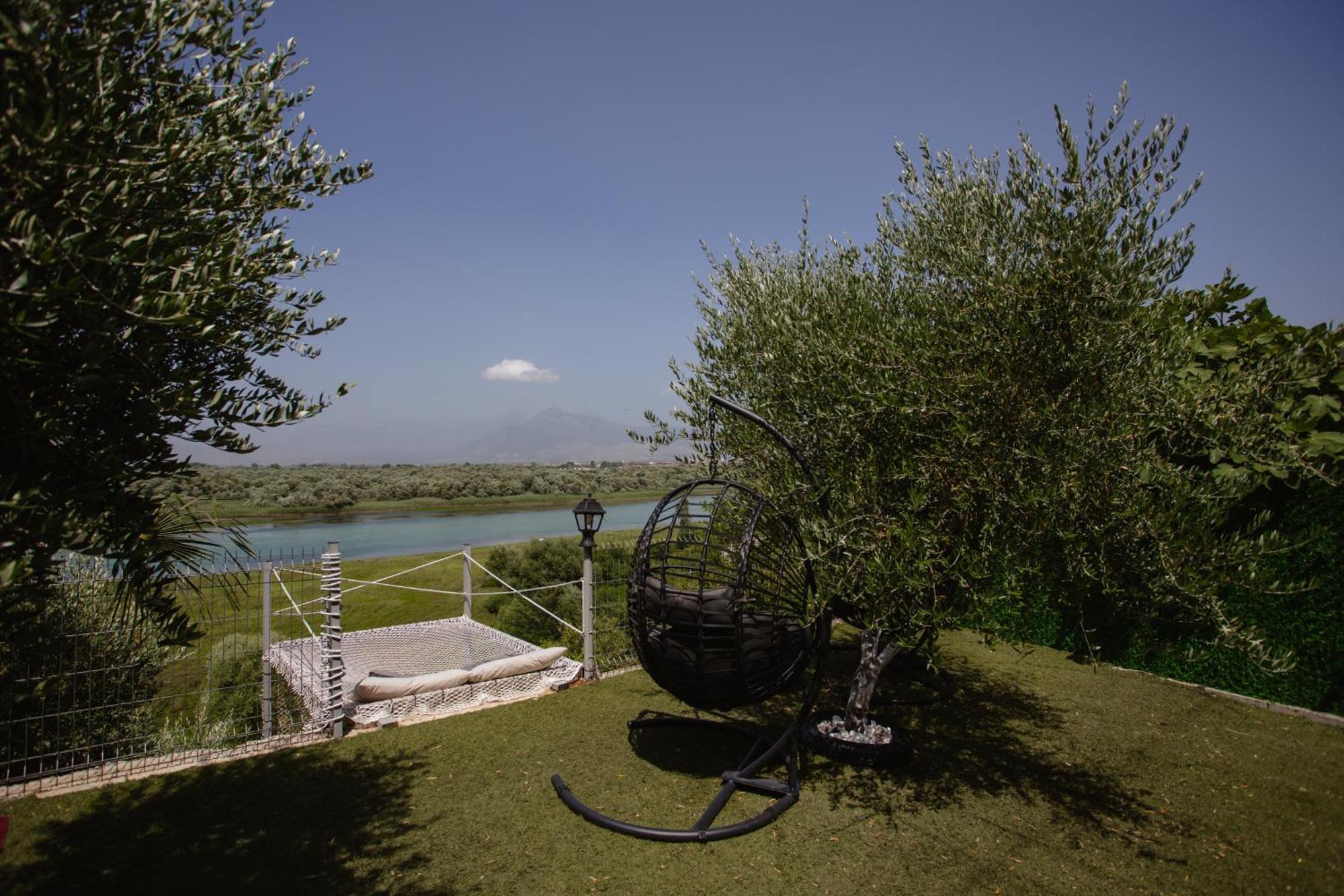 446 Tiny House Shiroke Villa ภายนอก รูปภาพ