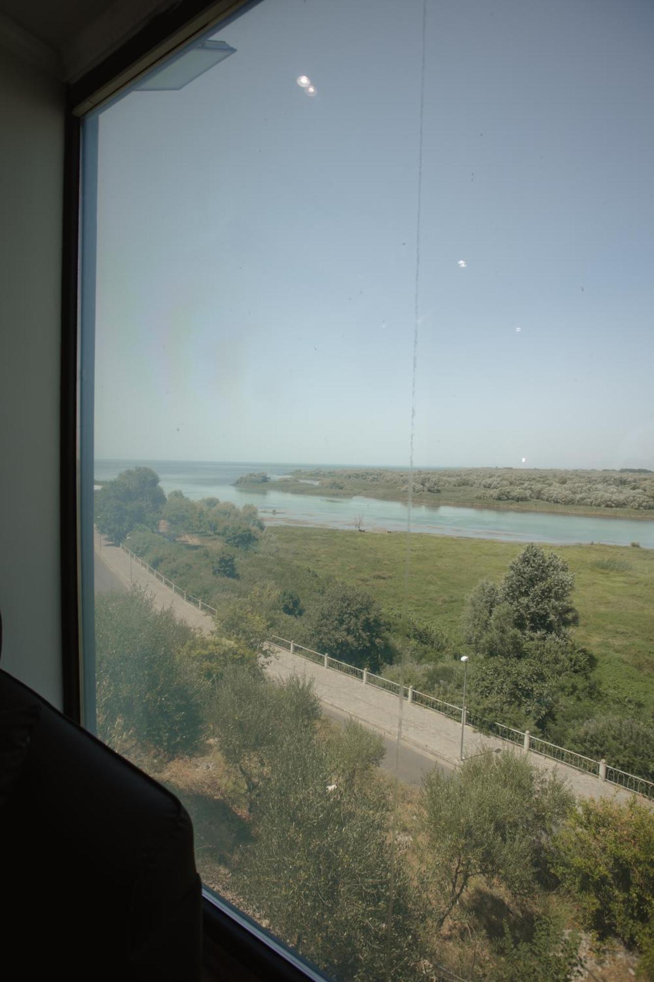 446 Tiny House Shiroke Villa ภายนอก รูปภาพ