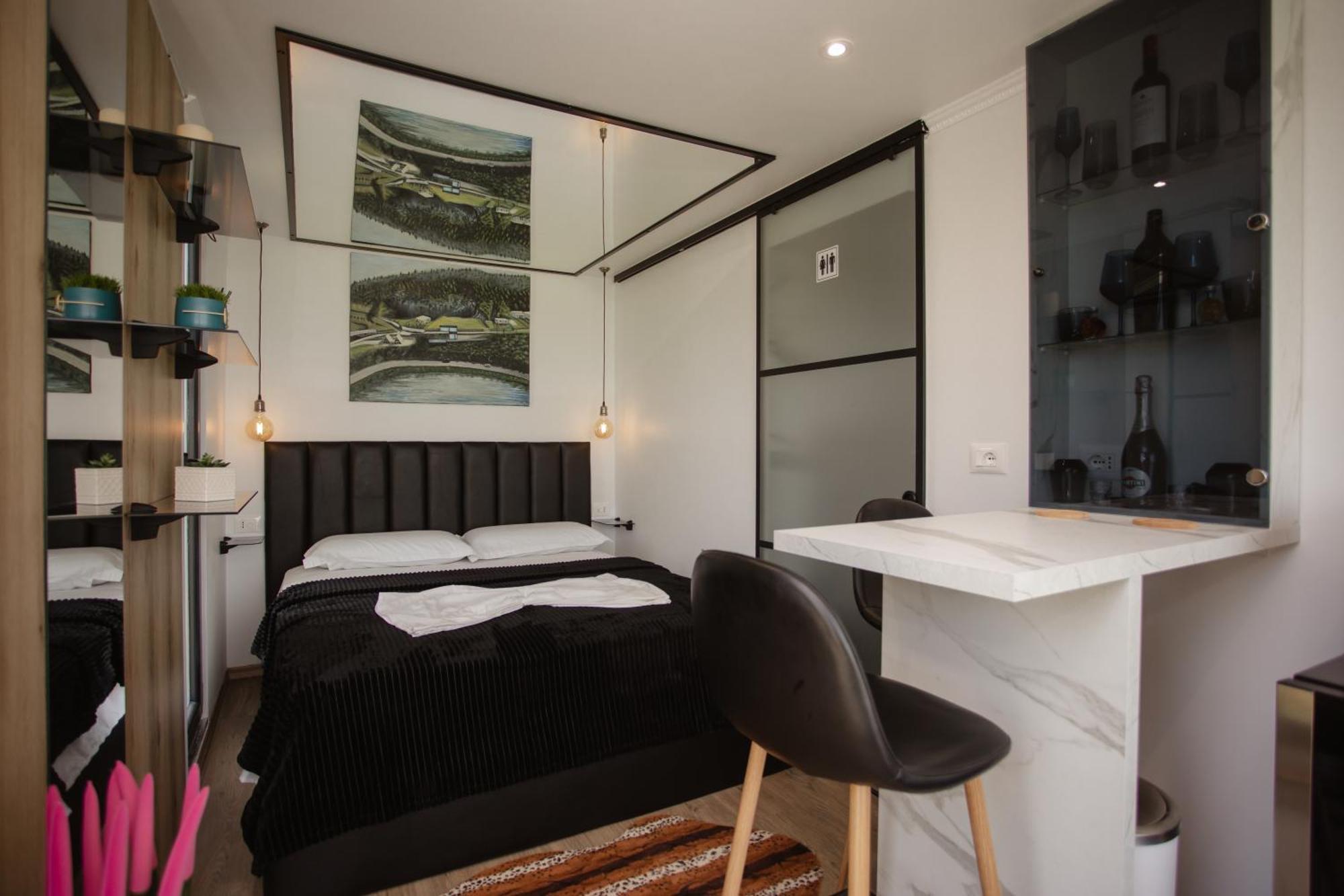 446 Tiny House Shiroke Villa ภายนอก รูปภาพ