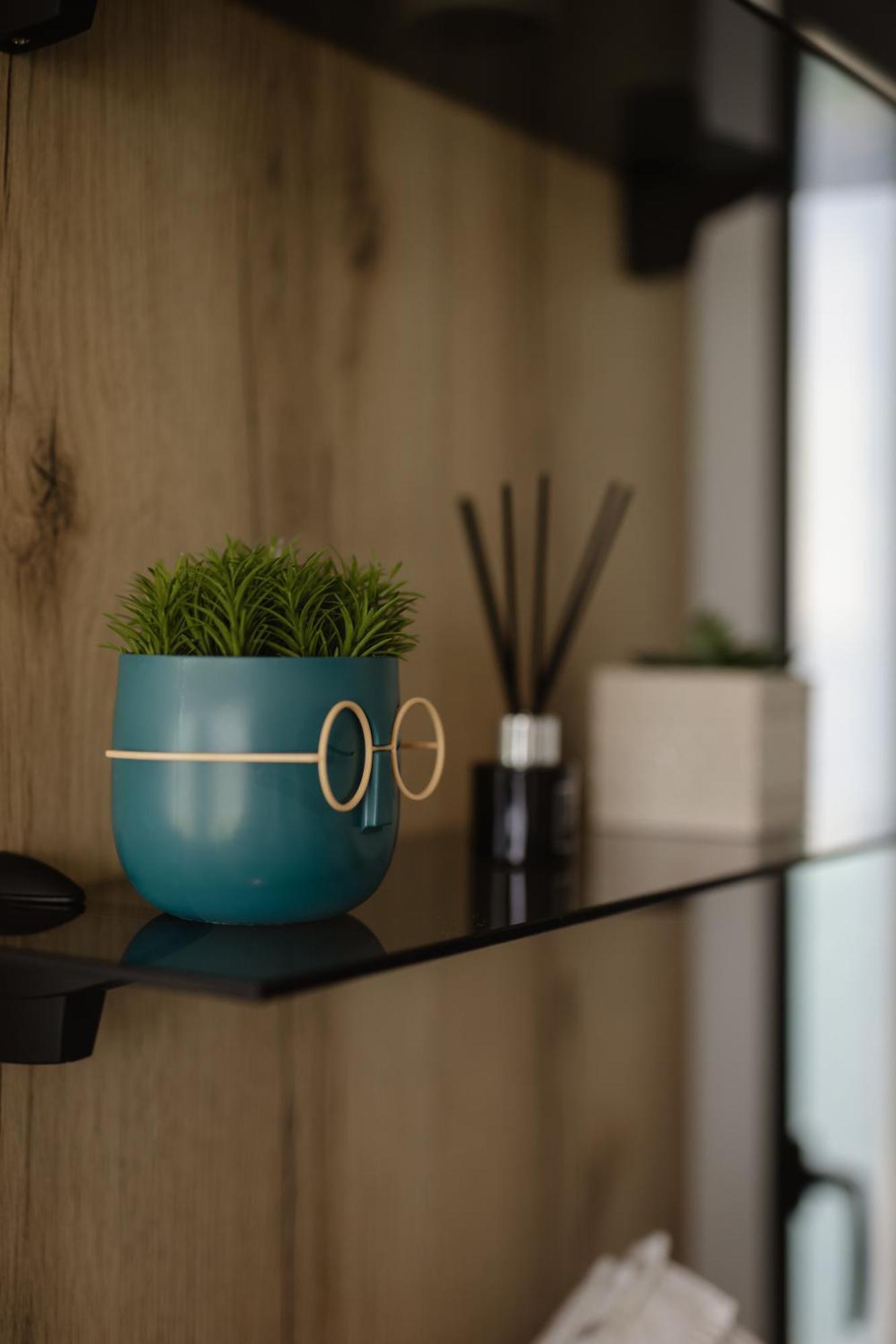 446 Tiny House Shiroke Villa ภายนอก รูปภาพ